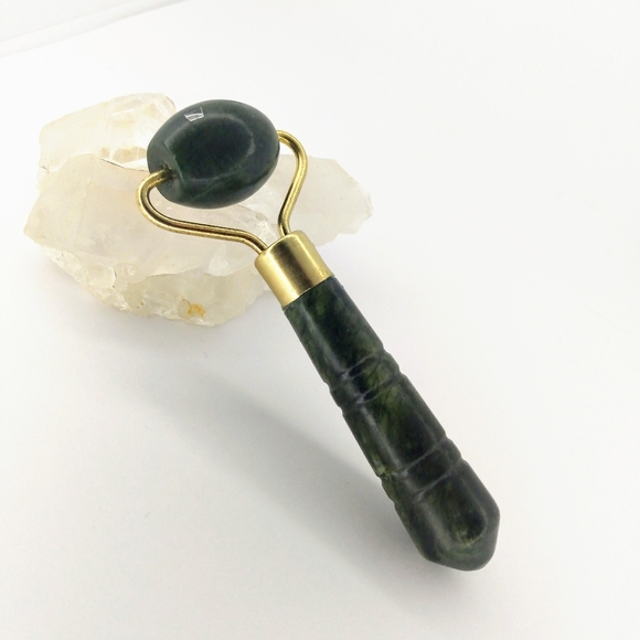 Other - Jade face roller